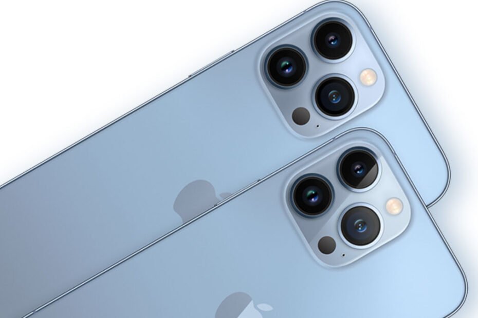 which iphone has 3 cameras